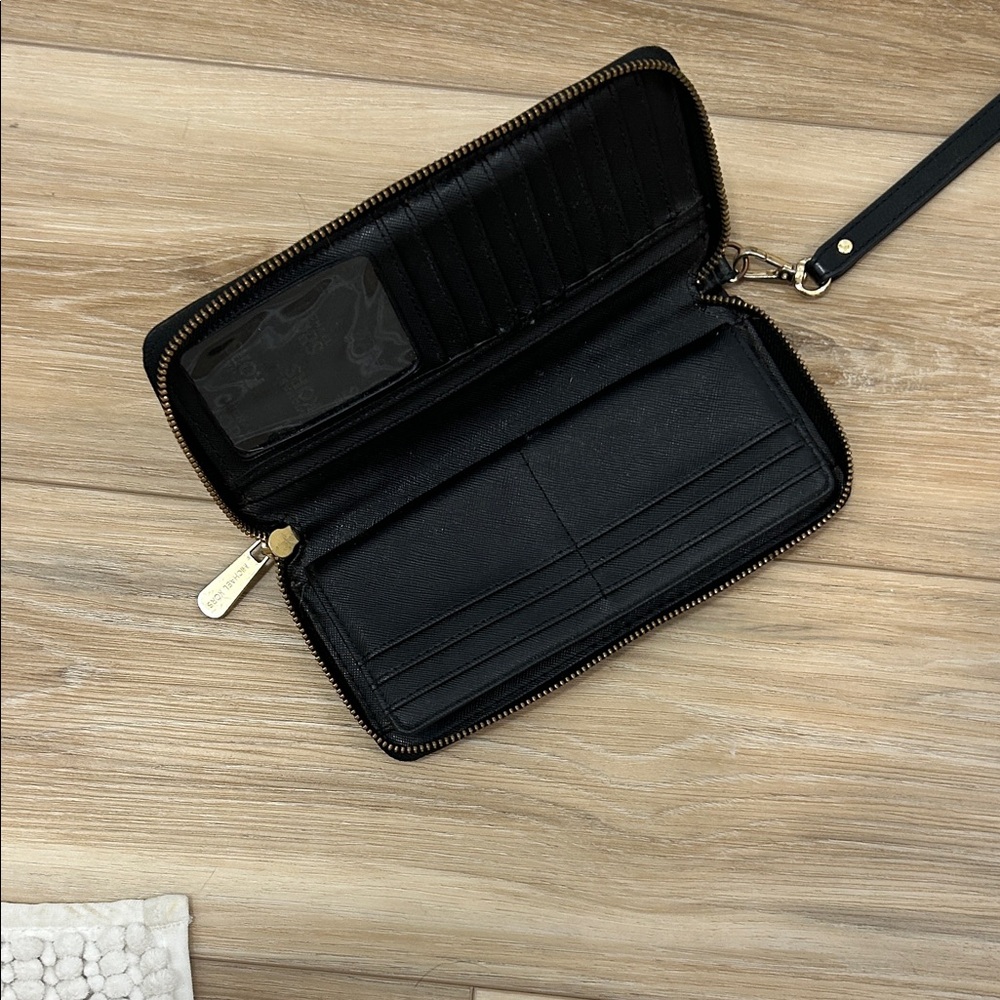 Michael Kors Black Wallet - Picture 3 of 6